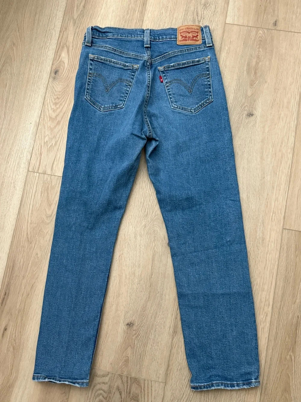 Levis levi straight